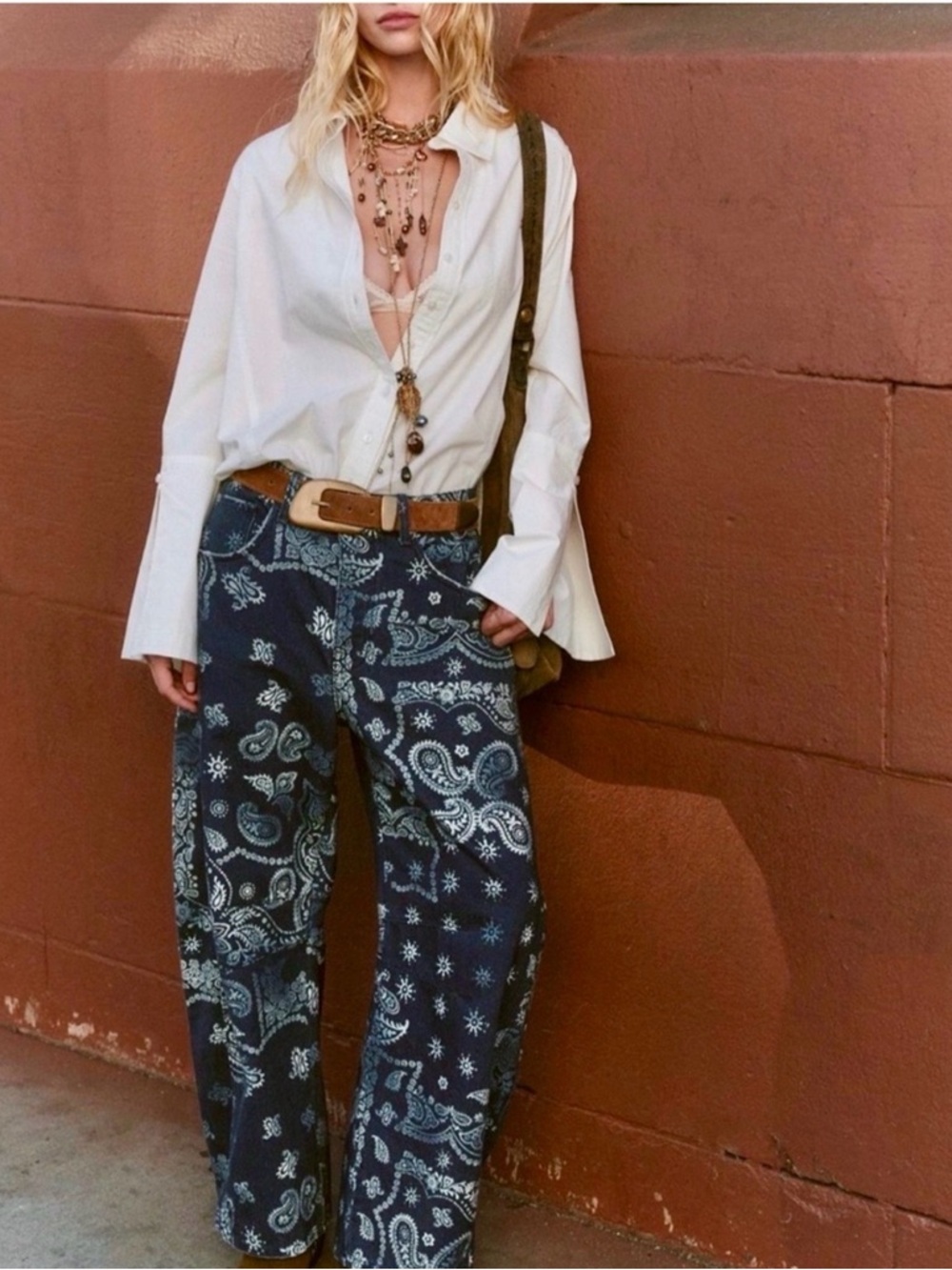Free People Good Luck Printed Barrel Jeans 🔥 Size 31 - Picture 2 of 5